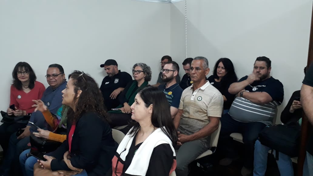 DIRETORES DA ASSUEL PARTICIPAM DE REUNIÃO COM COMISSÃO DE CONSTITUIÇÃO E FINANÇAS